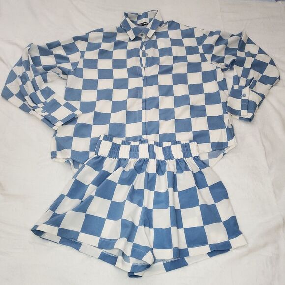 Fashion Nova Woman's Out & About Blue Checkered Board Flannel Short Set Size Med - Picture 2 of 11